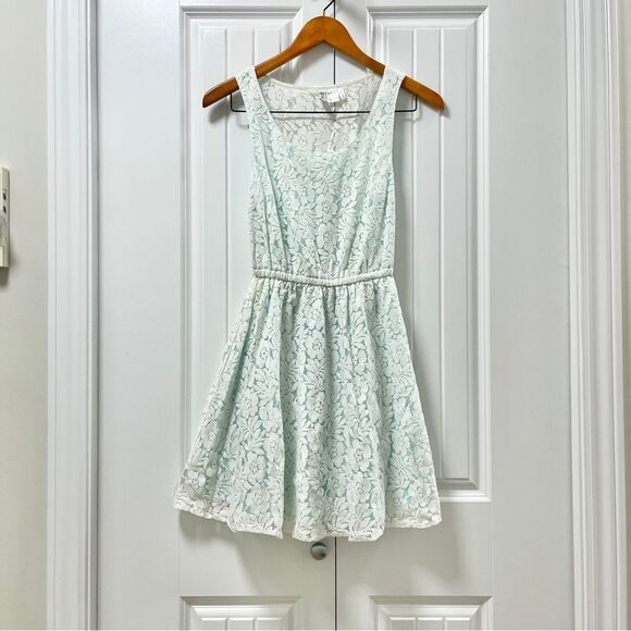 H&M Divided Lace Dress Mint Cream - S - Picture 2 of 16